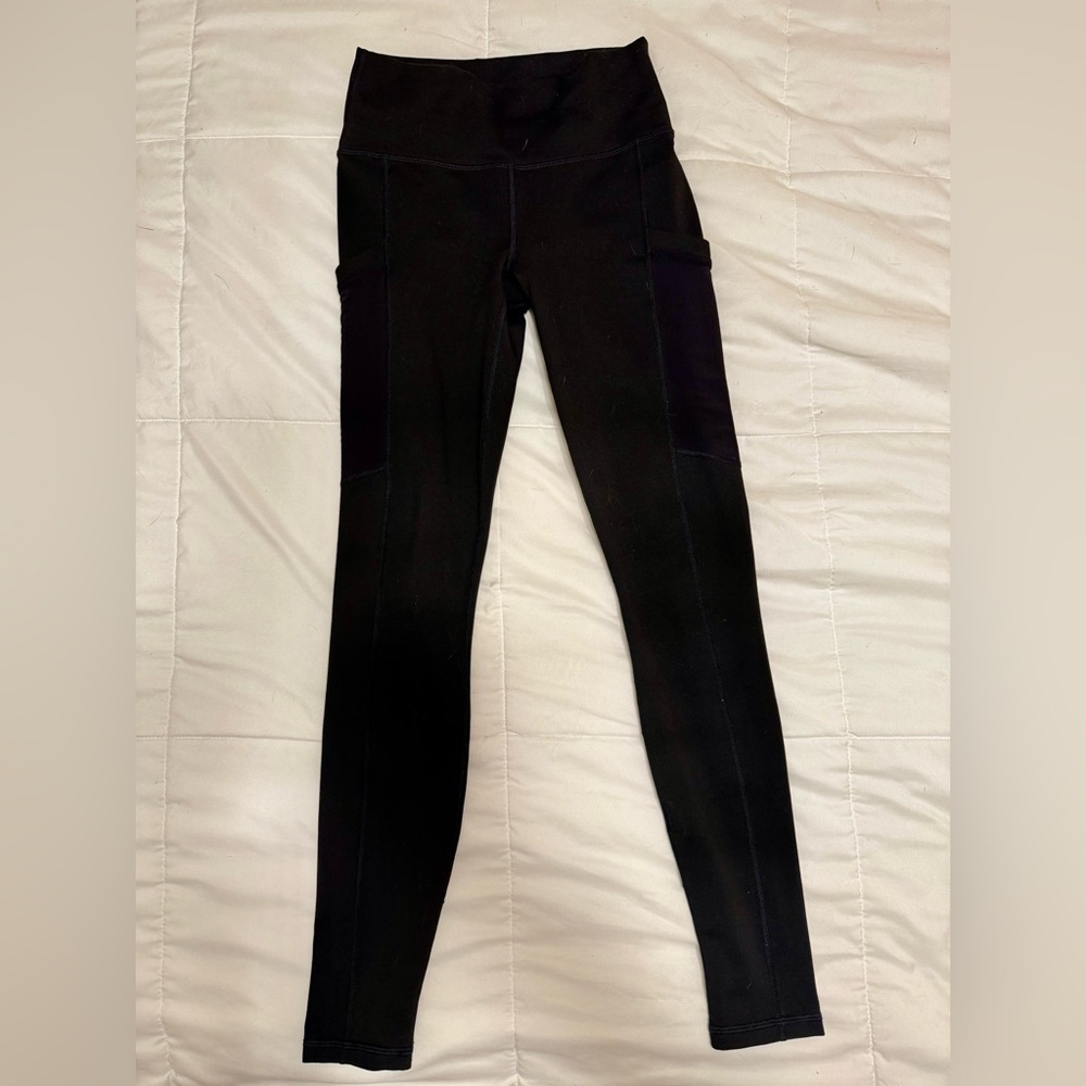 Fabletics on-the-go powerhold leggings